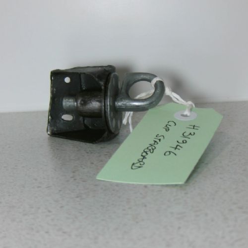 H31946 | ENGINE COWL CLIP STBD | $220.00